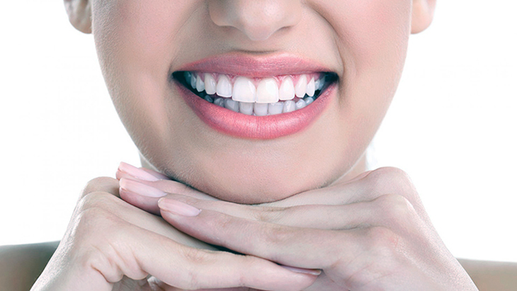 TANDHEELKUNDIGE IMPLANTATEN ANTWERPEN DENTAL CLINICS BELGIE