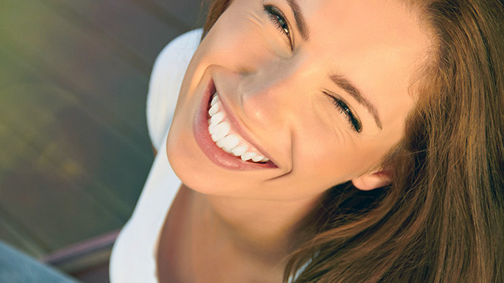 TANDEN BLEKEN ANTWERPEN BELGIE DENTAL CLINICS BRASSCHAAT