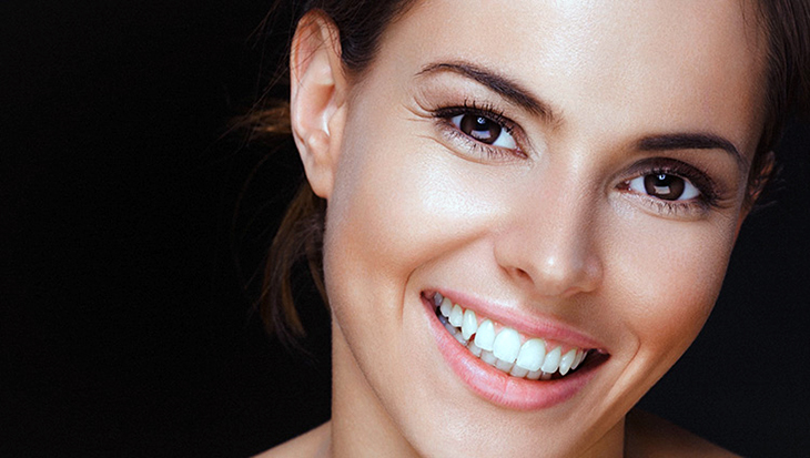 TANDSTEEN VERWIJDEREN ANTWERPEN BELGIE DENTAL CLINICS BRASSCHAAT